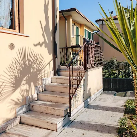 Sg Family - Casa Marilu Lägenhet Peschiera del Garda